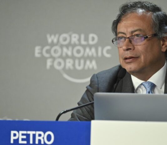 Gustavo Petro, presidente de Colombia en Foro Económico Mundial habló de la economía de Colombia