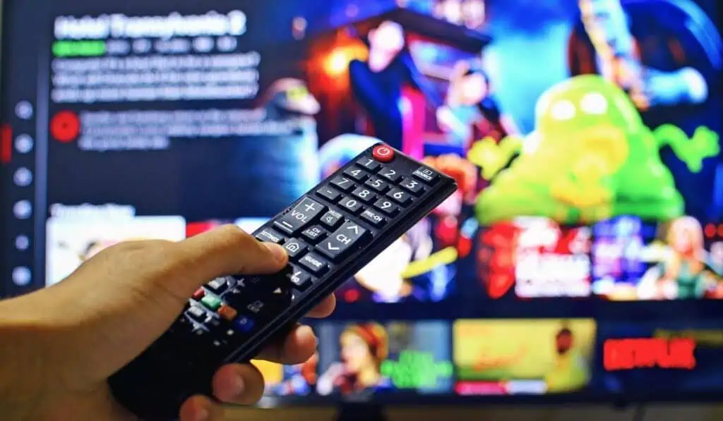 Netflix inicia cobro por compartir la cuenta con amigos y familiares: este es el valor mensual Netflix cobrará por compartir su cuenta