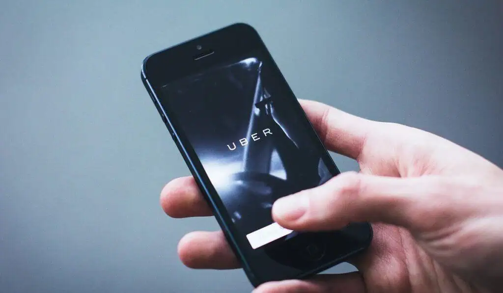 ¿Qué tanto pesan las plataformas digitales como Uber en la economía de Colombia? Uber
