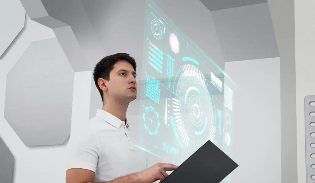 ¿Pensando a futuro? Con estas carreras del sector TI irá a la fija en Colombia Sector TI
