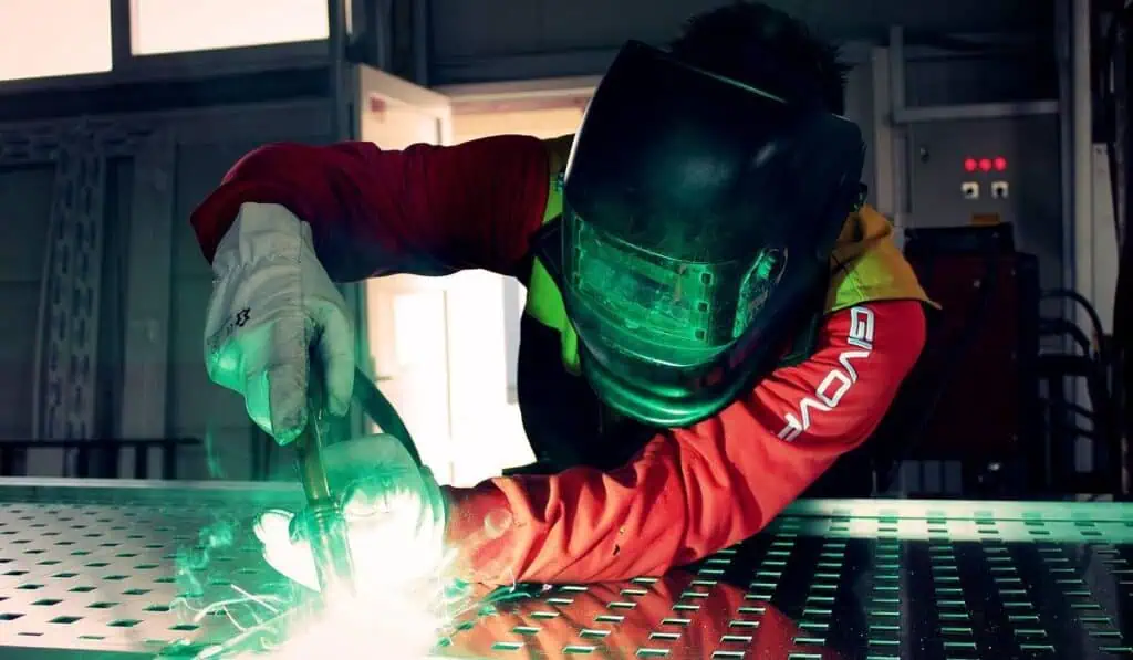 Estos son los segmentos que más generan empleo en Colombia Tasa de desempleo en Colombia bajó durante el 2022