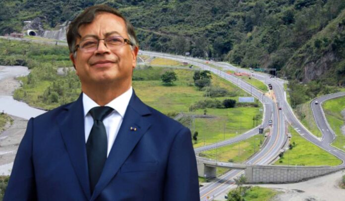 Gustavo Petro y Vía Bogotá - Villavicencio