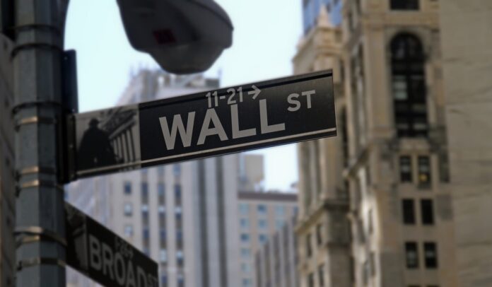 Wall Street cerró en positivo tras el PIB del cuarto trimestre.