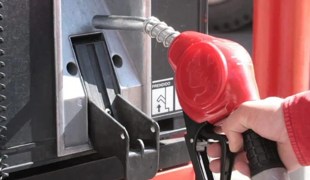 Derrumbe en vía Panamericana: MinEnergía garantizará abastecimiento de combustible en Nariño combustible