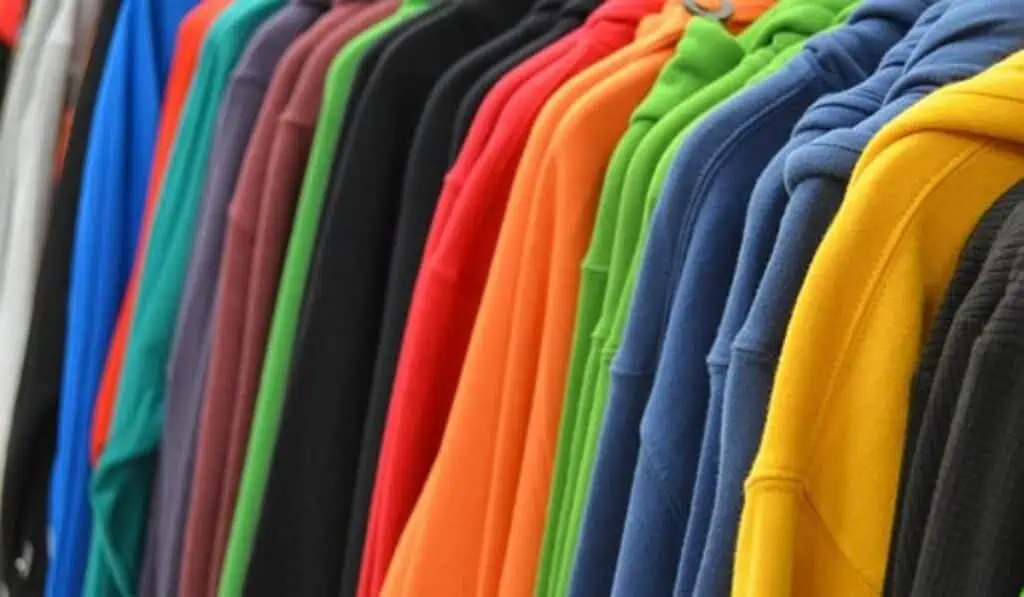 ABC de cómo la inteligencia artificial y el machine learning potencian el sector retail Descubra cómo la inteligencia artificial potencia el sector retail.