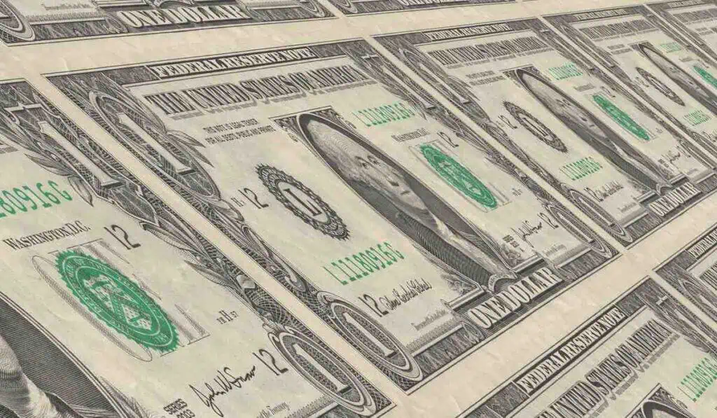 ¿Qué tanto puede seguir bajando el dólar en Colombia durante 2023? Dólar en Colombia