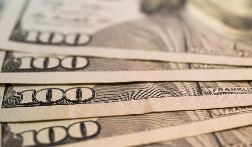 Dólar en Colombia a 4.200 pesos