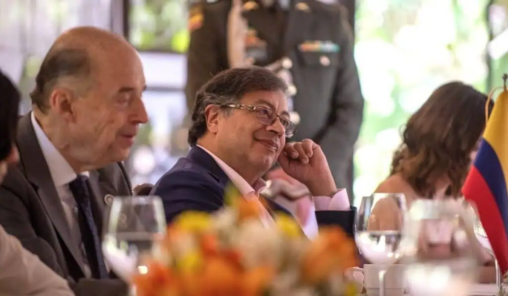 Cuatro consejos de expertos al presidente Petro para bajar la inflación en Colombia Presidente Gustavo Petro hablando de la Inflación en Colombia