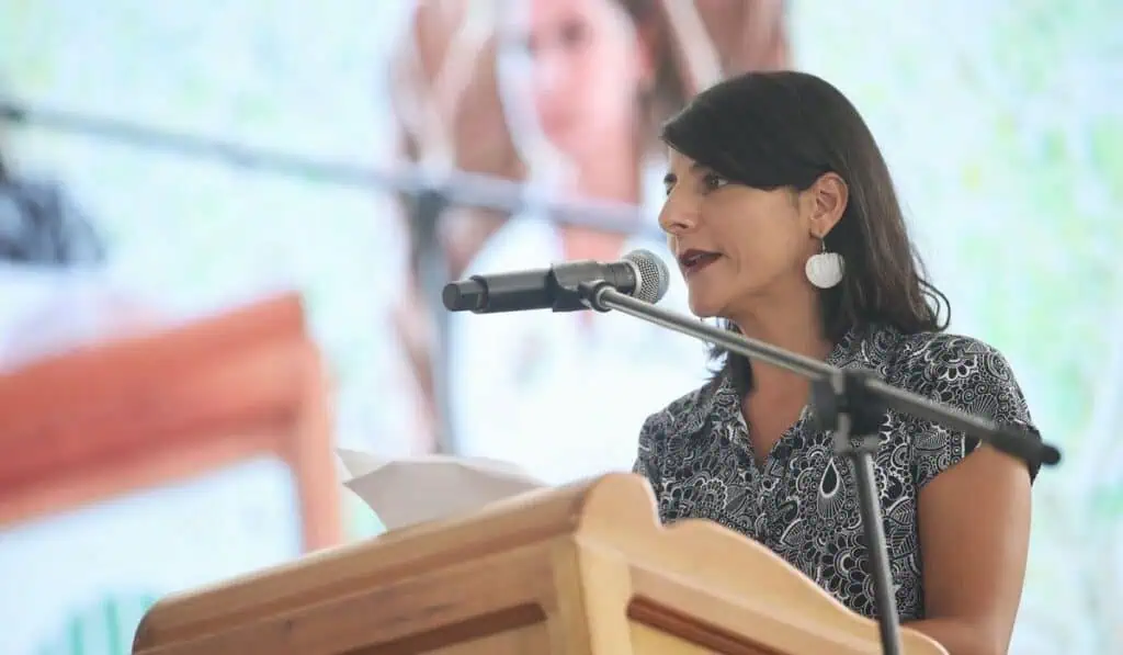 Buscamos reducción de tarifas de energía y no se importará gas de Venezuela: ministra Irene Vélez Ministra Irene Vélez