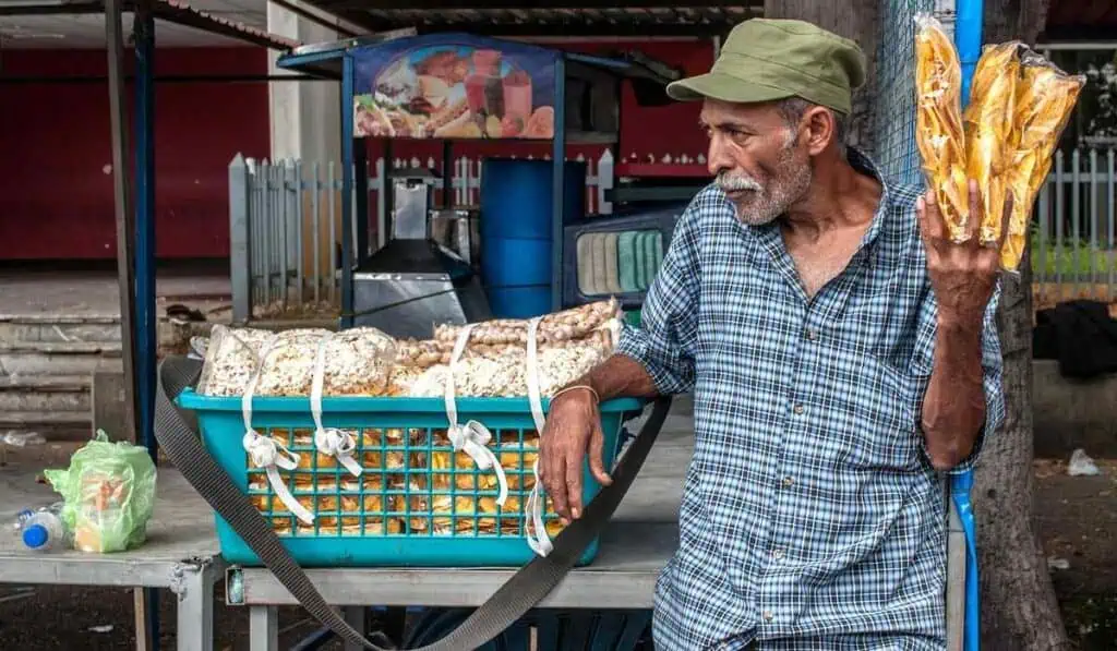 Reforma laboral en Colombia: los 10 puntos que proponen los comerciantes Reforma laboral Colombia
