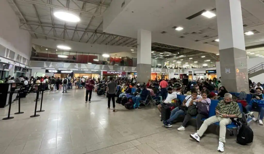 ¿Al fin se reducirá el IVA a tiquetes aéreos en Colombia? Buscarán tiquetes aéreos más baratos en Colombia