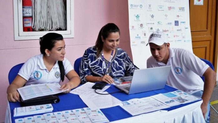 Becas para estudio de maestrías y pregados en Colombia