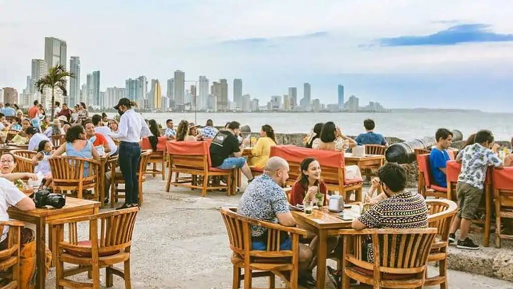 Café del Mar tendrá que salir del Baluarte de Santo Domingo en Cartagena Café del Mar