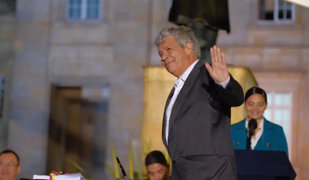 Dir. de Planeación se sincera sobre el Plan Nacional de Desarrollo de Colombia: ¿Se cumplirá? Director del DNP, Jorge Iván González, radicación Plan Nacional de Desarrollo.
