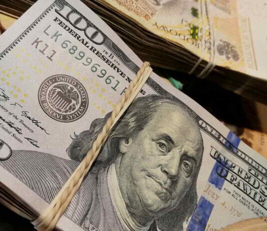Dólar Colombia 24 de febrero: presentó leve caída y cerró por debajo de los $4.850
