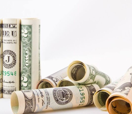 Dólar en Colombia abre por debajo de los 4.800.