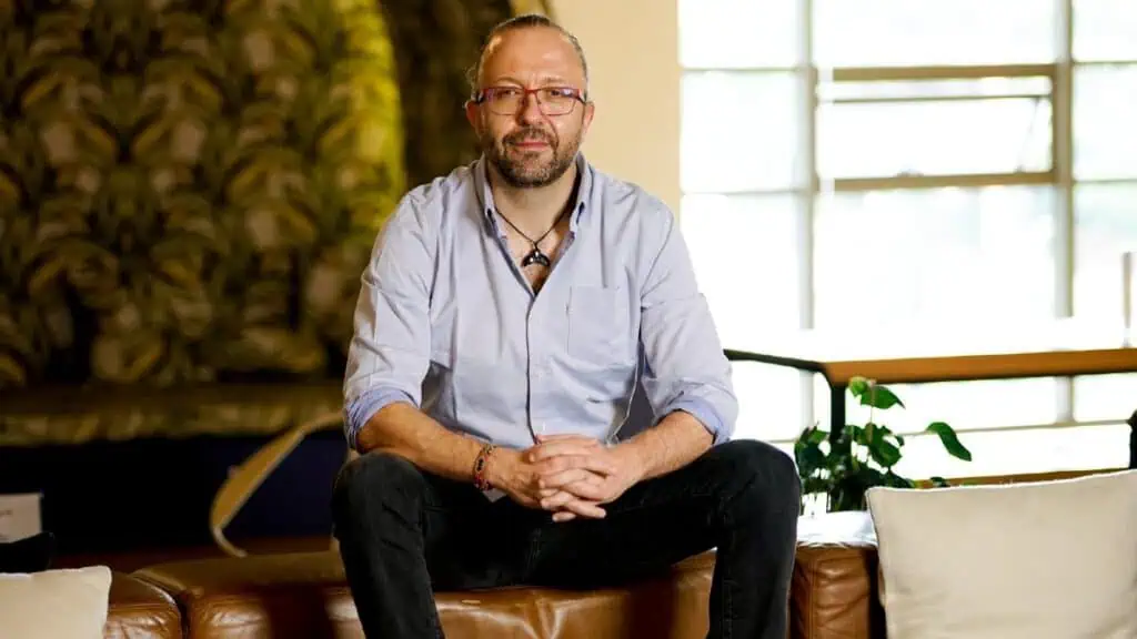 Con oficina en Medellín, AWS continúa expansión en Colombia Edgar Helou - nueva sede de AWS