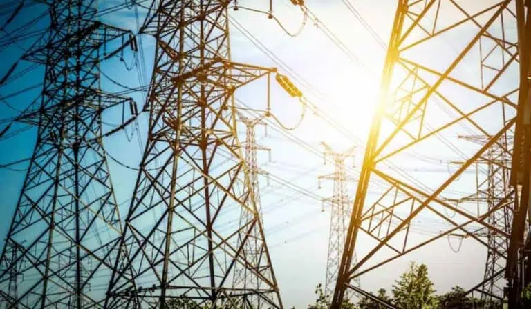 Gobierno Petro desmiente al presidente Noboa: No se ha pedido comprar energía a Ecuador
