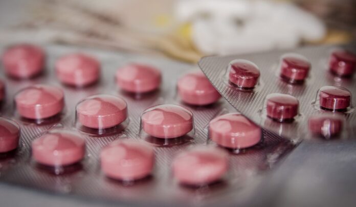 Entrega de medicamentos en reforma a la salud de Colombia Imagen muestra varios medcamenos