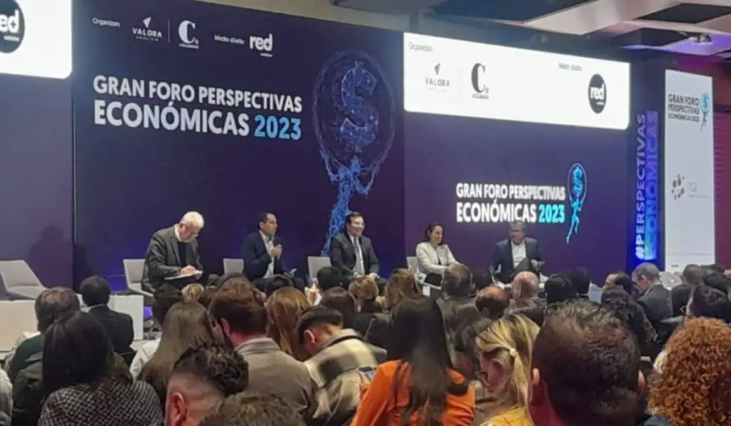 Presidente de Consejo Gremial: Los $360 billones es ahorro de los colombianos, esa plata no nos la podemos comer en galletas Presidente de Consejo Gremial: Los $360 billones es ahorro de los colombianos, esa plata no nos la podemos comer en galletas