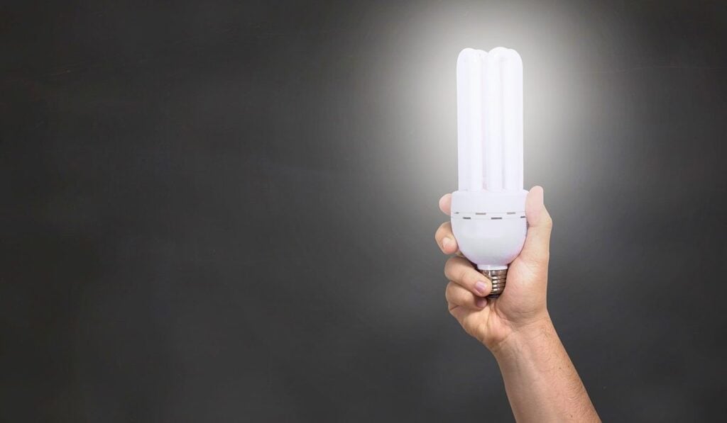 En 2024, la demanda de energía en Colombia subió 2,3 %, según XM