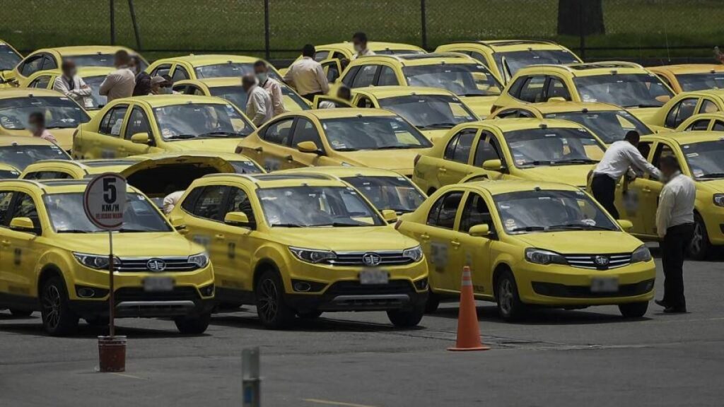 Subsidio a la gasolina para taxistas.
