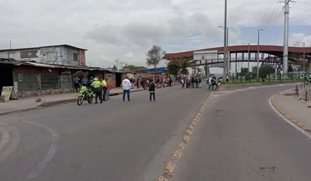 Protesta indígena por la Calle 80, afectación vial Protesta indígena. puente de Guadua, Bogotá