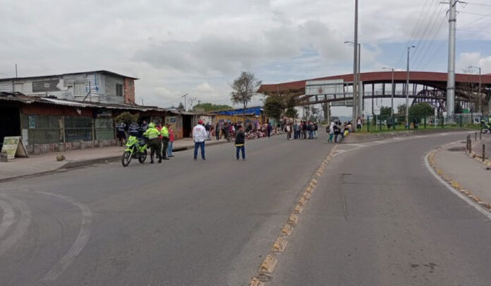 Protesta indígena. puente de Guadua, Bogotá