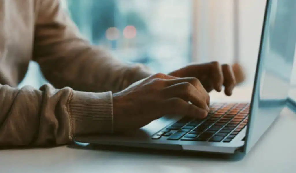 Entrevista | El 90 % de registros del dominio .CO corresponde a empresas extranjeras Servicio de internet en Colombia