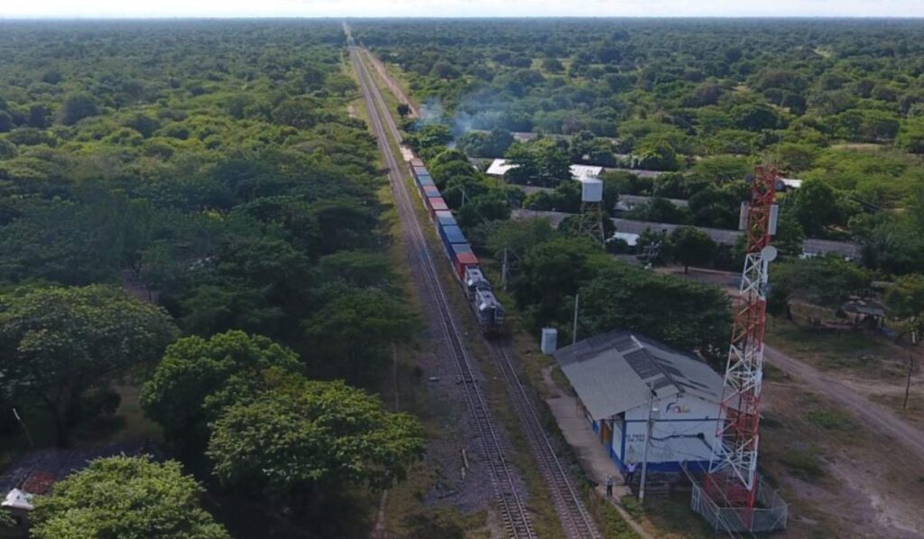 Trenes ferrocarriles en Colombia