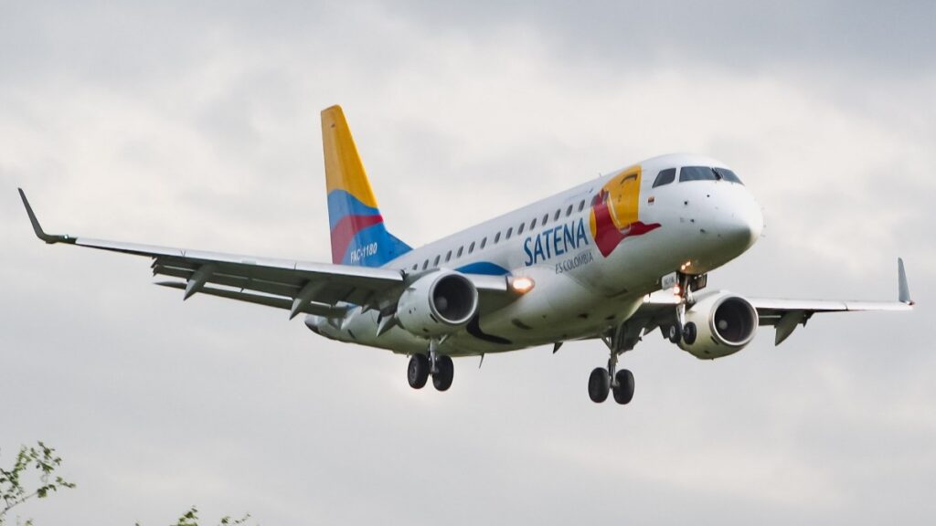 La aerolínea estatal de Colombia Satena tendría un contrato de código compartido con Viva y Avianca