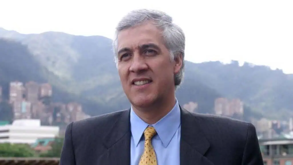 Políticos reaccionan a la muerte de Samuel Moreno muerte de Samuel Moreno