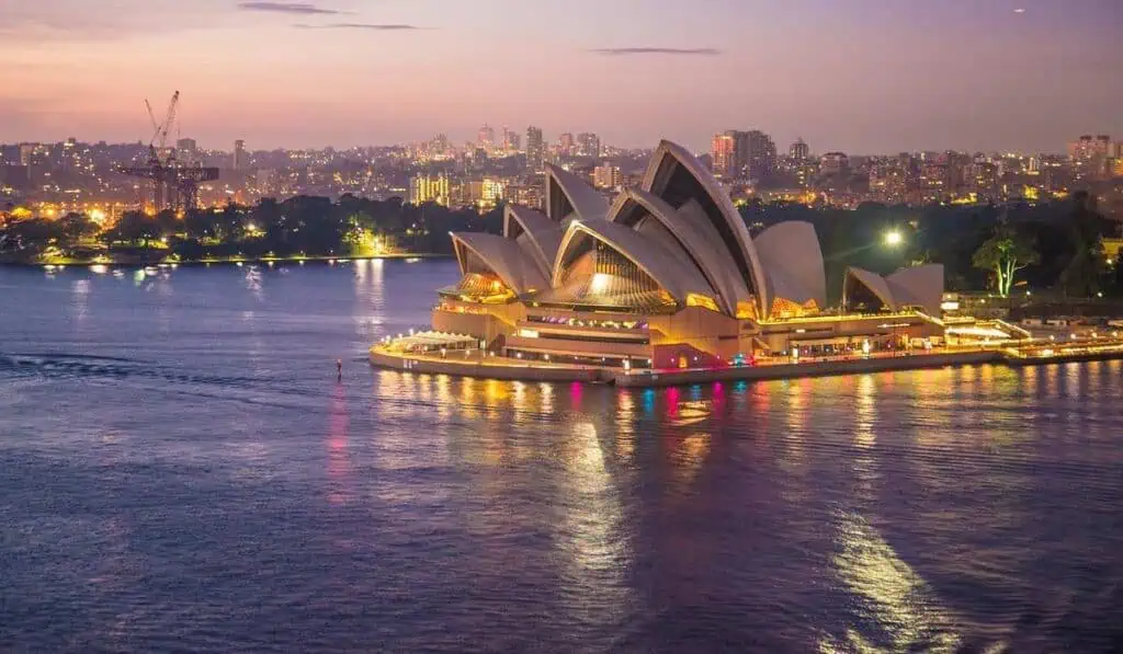 ¿Estudiar en Australia? Estos son los requisitos y las mejores ciudades para hacerlo Sydney - Australia.