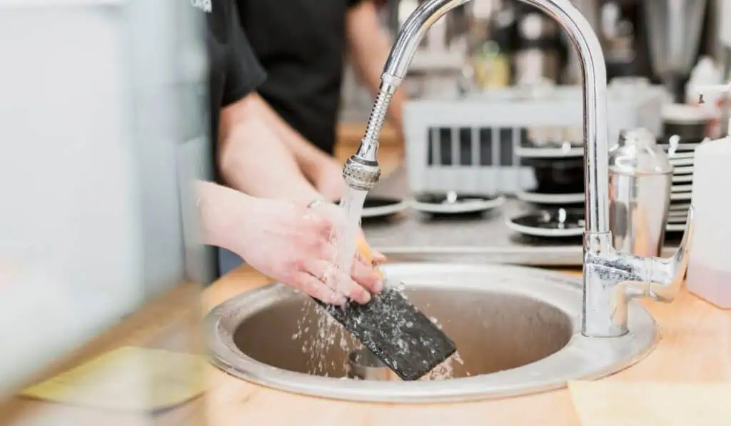 Ventajas de utilizar agua caliente en su limpieza y desinfección de la cocina agua caliente, hogar, alimentos