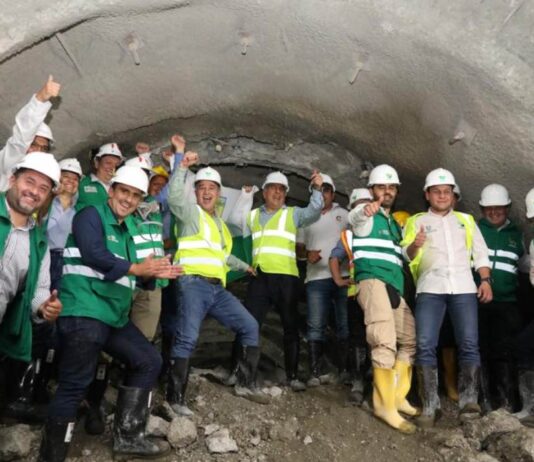 Cale túnel de emergencia en el Toyo
