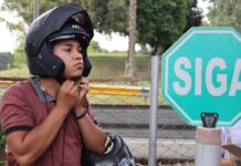 Foto ilustrativa de los cuidados que toca tener con la moto como herramienta de trabajo.