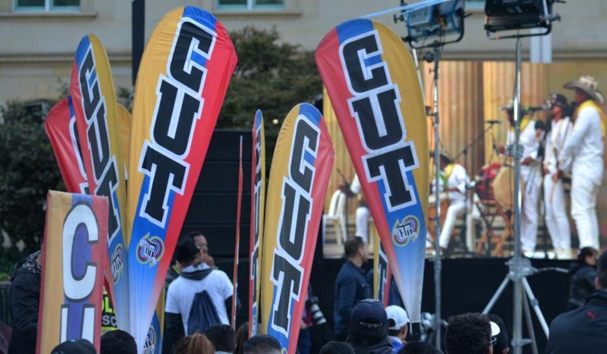 Home - Valora Analitik gobierno Petro busca crear los megasindicatos en Colombia