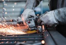 En febrero cayó la confianza comercial de Colombia al 12,7 %