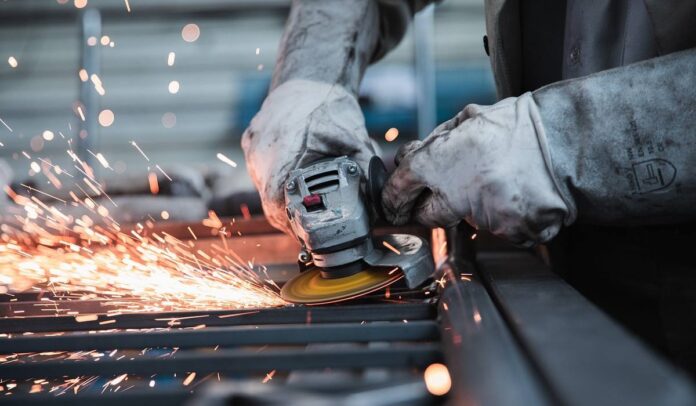 Confianza Comercial En febrero cayó la confianza comercial de Colombia al 12,7 %