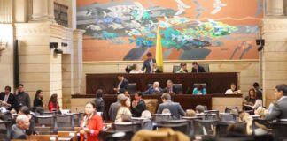 Sesión de las comisiones económicas del Congreso de Colombia en el Salón Elíptico del Capitolio