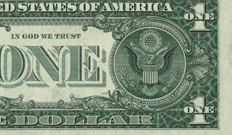 Dólar en Colombia cerró sobre 4.800