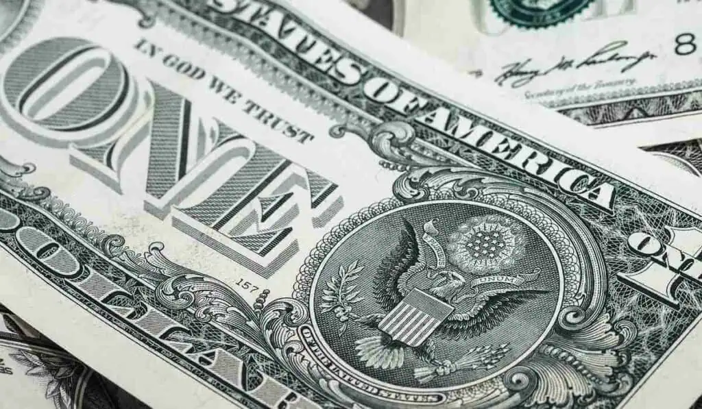Esto es lo que le espera a la deuda externa de Colombia en 2024 Dólar en Colombia