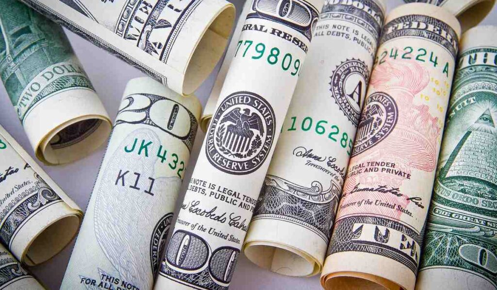 Dólar Colombia 13 de marzo: cierra al alza luego de efecto Silicon Valley Bank
