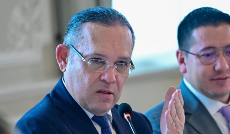 Efraín Cepeda habla de la reforma tributaria del gobierno Petro