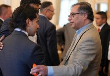 El presidente Gustavo Petro lidera las conversaciones de la reforma a la salud en Colombia