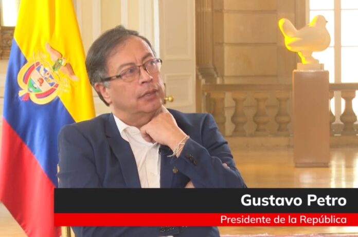 Entrevista Gustavo Petro y Cambio