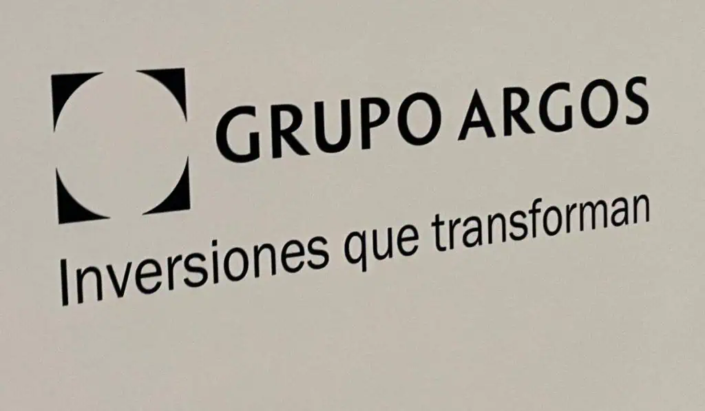 Grupo Argos da luz verde a acuerdo con Gilinski y árabes por acciones de Nutresa Logo de Grupo Argos, holding de infraestructura en Colombia