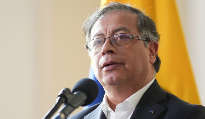 Gustavo Petro, presidente de Colombia, pide espera a la Federación Nacional de Cafeteros