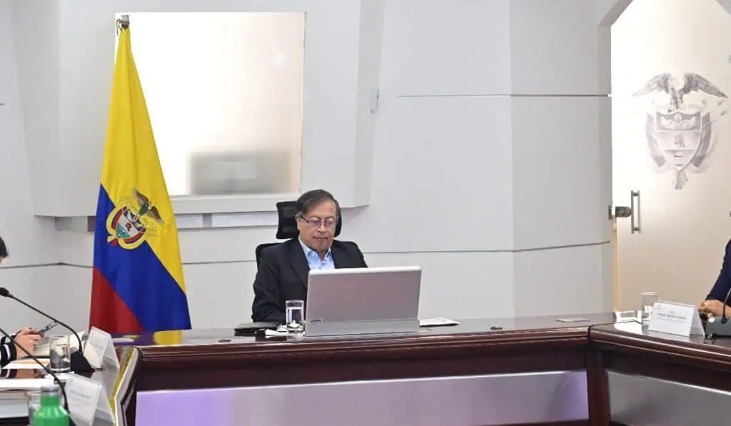 El Ministerio del Gobierno Petro que solo ha ejecutado 6 % del presupuesto de 2023 Gustavo Petro se va a reunir con Juan Manuel Santos