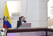 Gustavo Petro se va a reunir con Juan Manuel Santos